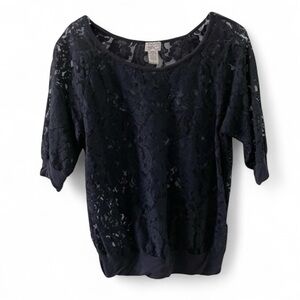 Eyelash Couture Black Lace Top Size XS